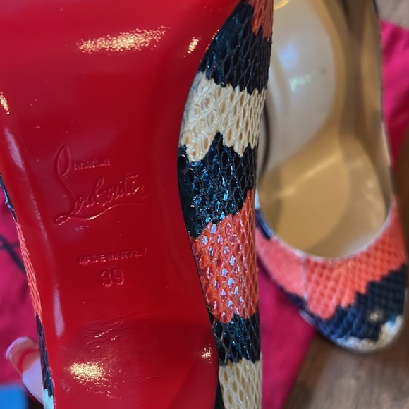 NWT CHRISTIAN LOUBOUTIN - Picture 7 of 12